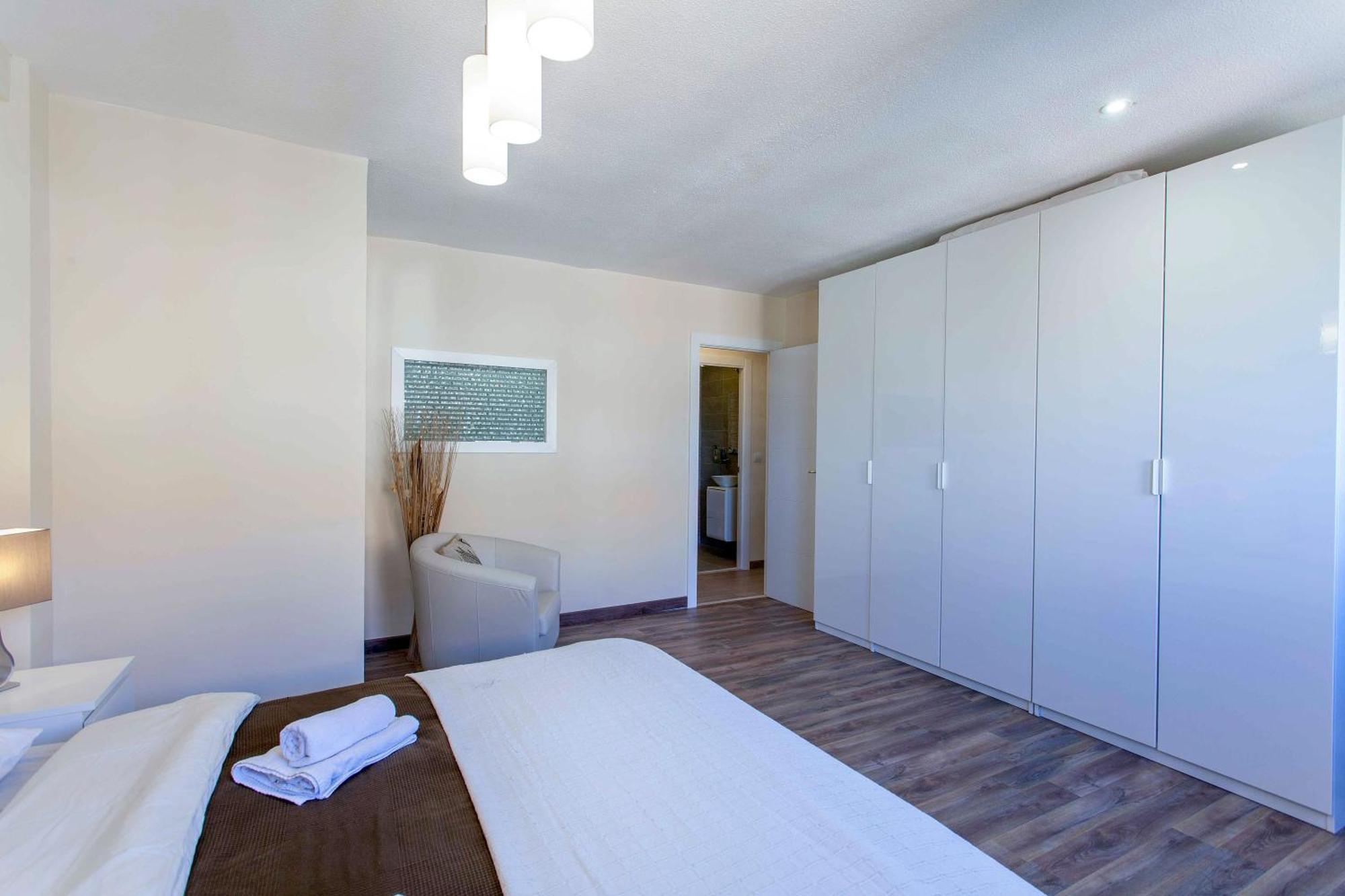 Apartment Malvarrosa Beach Cavite Валенсия Экстерьер фото